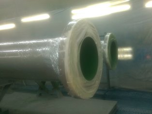 Straight sections of a Meter Prover lined with Novolac Vinyl Ester SÄKAFLAKE 900 Topcoat 3K being used in Crude Oil Service at temperatures around 70°C to 90°C