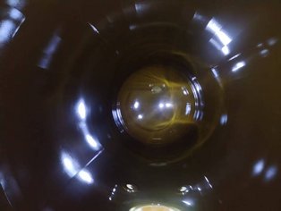 Interno di una vasca di processo per lo stoccaggio di idrocarburi clorurati, rivestita con Si 14 E e BKW come topcoat